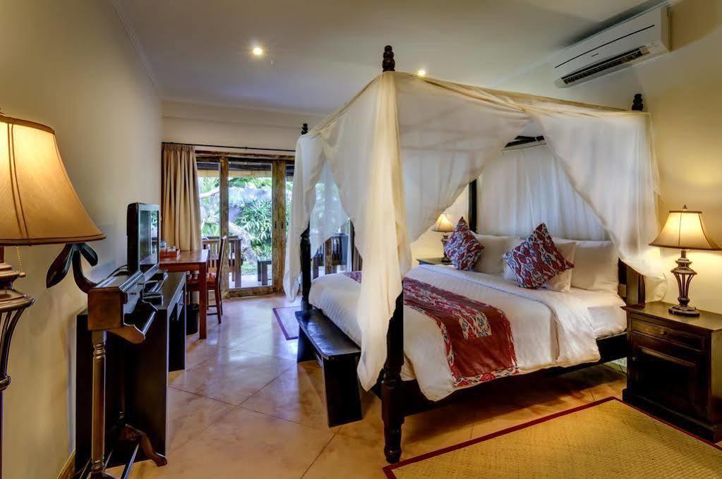 Hevea Villas Seminyak Exterior foto